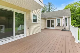 16 Locke Mill Dr, Litchfield, NH 03052 - Photo 13