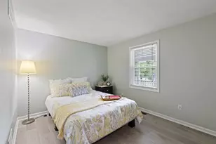 16 Locke Mill Dr, Litchfield, NH 03052 - Photo 21