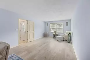 16 Locke Mill Dr, Litchfield, NH 03052 - Photo 15