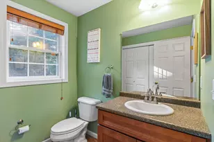 34 Chestnut Dr, Allenstown, NH 03275 - Photo 15
