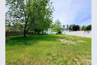 96 Dublin Avenue, Nashua, NH 03063 - Photo 5