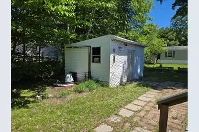 29 Fairway Avenue, Newport, NH 03773 - Photo 5
