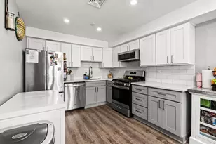 258 Stonebridge Dr, Nashua, NH 03063 - Photo 1