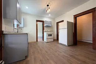 95 Clinton St, Springfield, VT 05156 - Photo 5