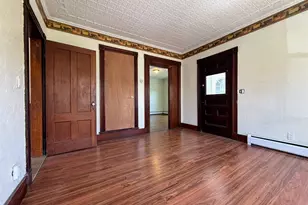 95 Clinton St, Springfield, VT 05156 - Photo 9