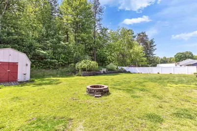 330 Joseph Street Extension, Manchester, NH 03102 - Photo 5