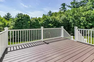 11 Nutfield Dr, Londonderry, NH 03053 - Photo 7