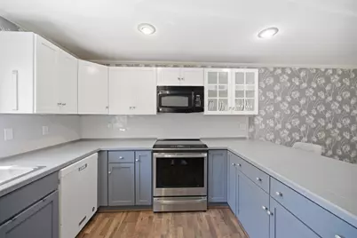 10 Hampton Towne Estate, Hampton, NH 03842 - Photo 7