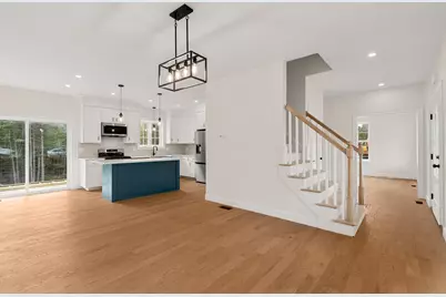 10 Blaisdell Court, Raymond, NH 03077 - Photo 5