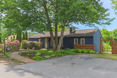 17 Island Pond Road, Hampstead, NH 03841 - Photo 3