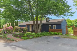 17 Island Pond Rd, Hampstead, NH 03841 - Photo 3