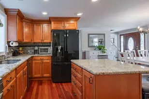 8 Ferncroft Dr, Nashua, NH 03063 - Photo 9