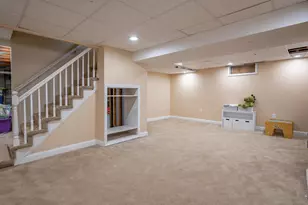 8 Ferncroft Dr, Nashua, NH 03063 - Photo 51