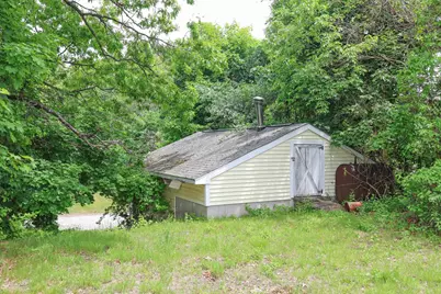 186 Peabody Avenue, Manchester, NH 03109 - Photo 15
