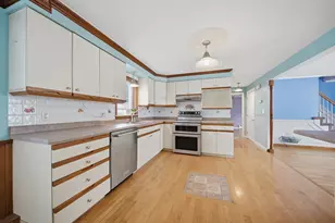 220 Norfolk St, Manchester, NH 03103 - Photo 9