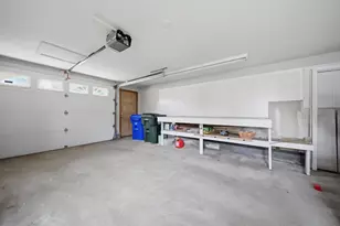 220 Norfolk St, Manchester, NH 03103 - Photo 33