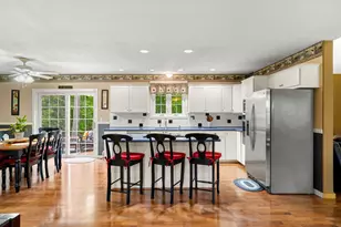 44 Brickyard Dr, Litchfield, NH 03052 - Photo 15