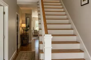 14 Juliana Ave, Nashua, NH 03064 - Photo 3