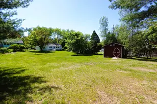 323 Matthews Rd, Swanzey, NH 03446 - Photo 15