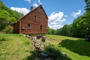 133 Hackett Hill Rd, Hooksett, NH 03106 - Photo 3