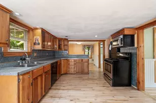 74 Glen St, Farmington, NH 03835 - Photo 11