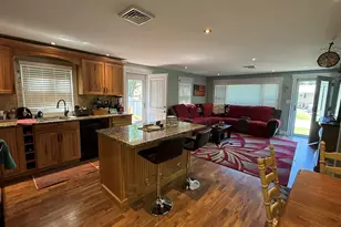 9 Doris St, Derry, NH 03038 - Photo 3