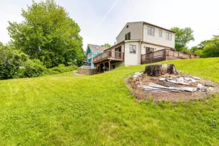 131 Spur Rd, Dover, NH 03820 - Photo 5