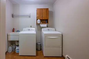 14 Wentworth St, Nashua, NH 03060 - Photo 31