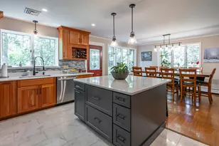 14 Wentworth St, Nashua, NH 03060 - Photo 9