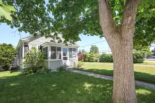 2 Thomas St, Concord, NH 03301 - Photo 3
