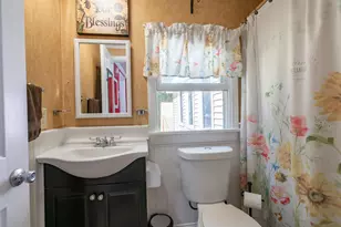 22 Susan St, Danville, NH 03819 - Photo 19