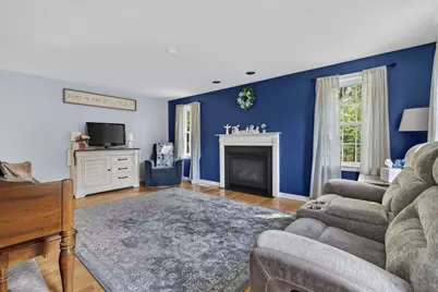 30 Royal Lane, Londonderry, NH 03053 - Photo 5