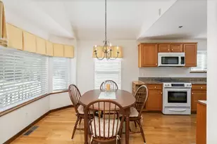 20 Centerview Rd, Atkinson, NH 03811 - Photo 5