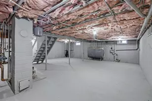 161 S Gray St, Manchester, NH 03103 - Photo 39
