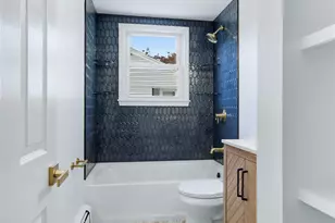 161 S Gray St, Manchester, NH 03103 - Photo 11