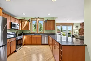 8B Crane Circle, Laconia, NH 03246 - Photo 5