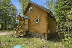 38 Kelly Rd, Stark, NH 03582 - Photo 5