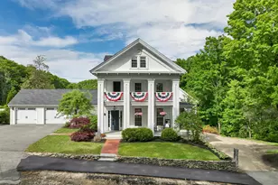 153 N Main St, Wolfeboro, NH 03894 - Photo 9