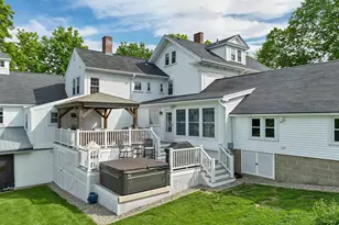153 N Main St, Wolfeboro, NH 03894 - Photo 11