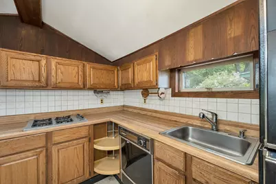 13 Elm Street, Epping, NH 03042 - Photo 9
