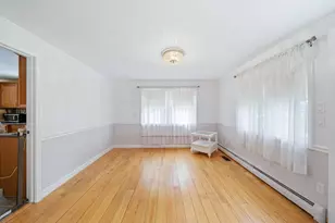 266 Main St, Sandown, NH 03873 - Photo 5