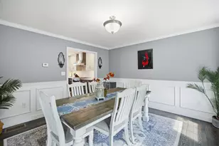 317 University Cir, Hooksett, NH 03106 - Photo 5