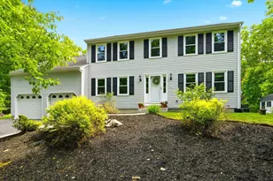 101 Ginger Dr, Goffstown, NH 03045 - Photo 1
