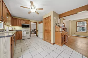 27 Winslow Farm Rd, Hudson, NH 03051 - Photo 7