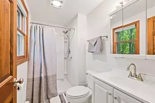 19 Wedgewood Dr, Londonderry, NH 03053 - Photo 25