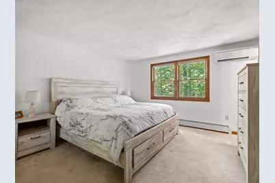 19 Wedgewood Drive, Londonderry, NH 03053 - Photo 23