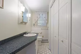 2 Harding Rd, Portsmouth, NH 03801 - Photo 17