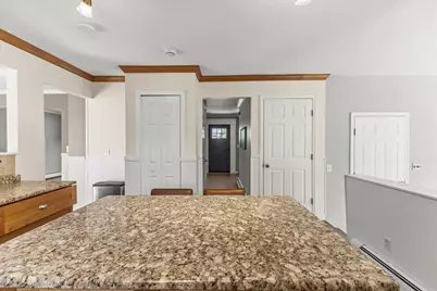 11 Dover Street, South Burlington, VT 05403 - Photo 5