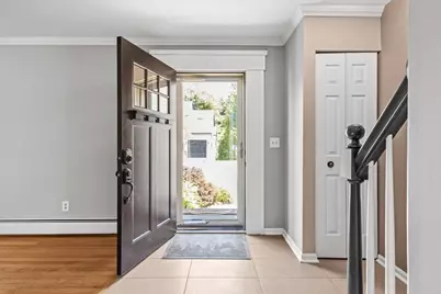 11 Dover Street, South Burlington, VT 05403 - Photo 3