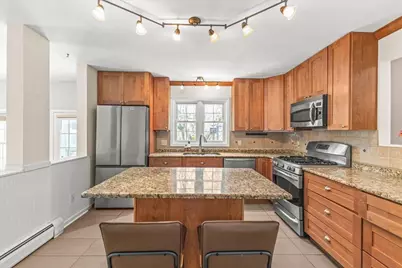 11 Dover Street, South Burlington, VT 05403 - Photo 7